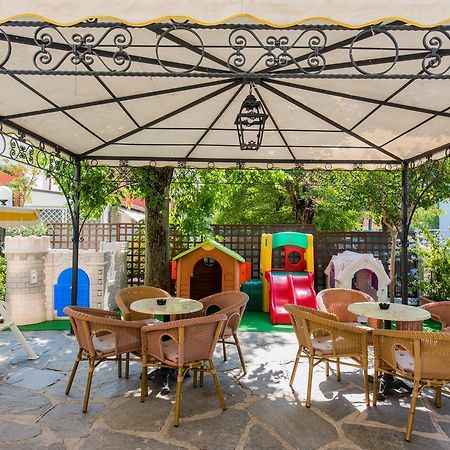 Hotel Donatello Cesenatico Exterior photo