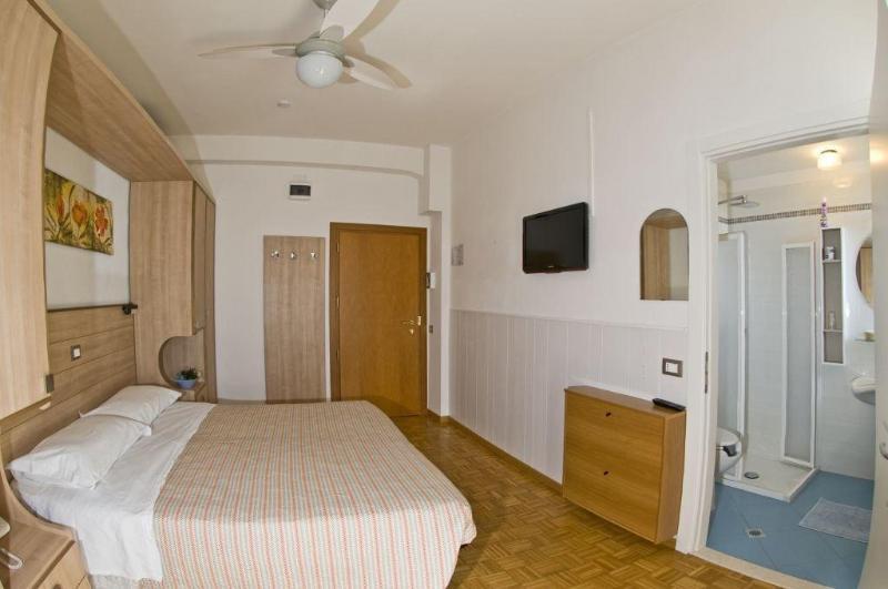 Hotel Donatello Cesenatico Exterior photo